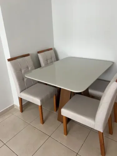 CONJUNTO DE MESA CELESTE 4 LUGARES