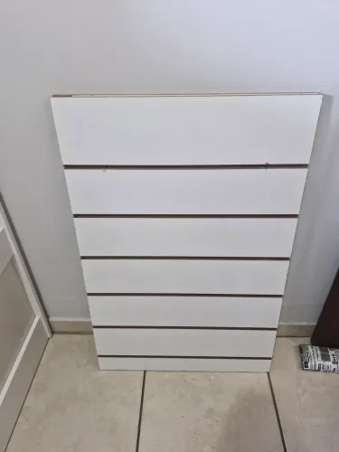 20 Paineis Canaletado Branco para Exposição