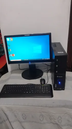 Computador Itaútec processador i5_8 de ram _Hd 500 gb_monitor 19 _win10_ teclado mouse 