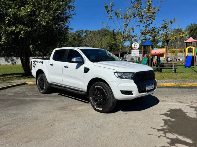 Ford Ranger XLT 3.2 20V 4X4 CD Diesel Aut. 2021