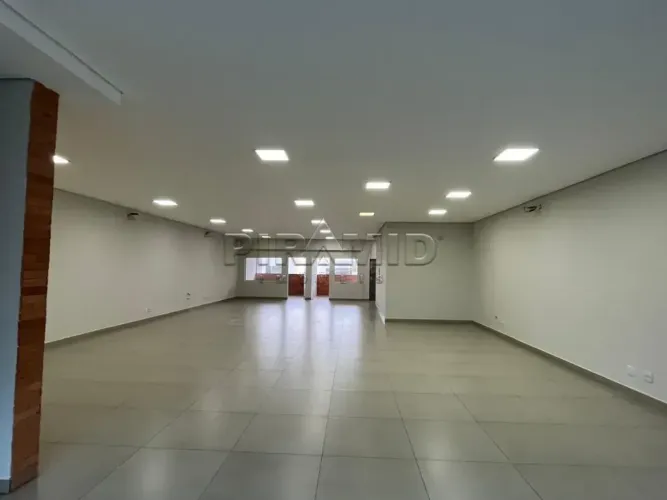 Salão comercial com 446m², bairro Alto da Boa Vista, Zona Sul de Ribeirão Preto/SP.