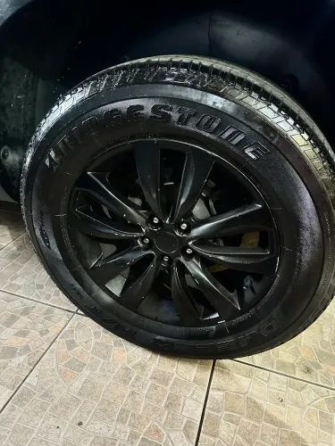 Vendo 3 Pneus Bridgestone 265/60/18