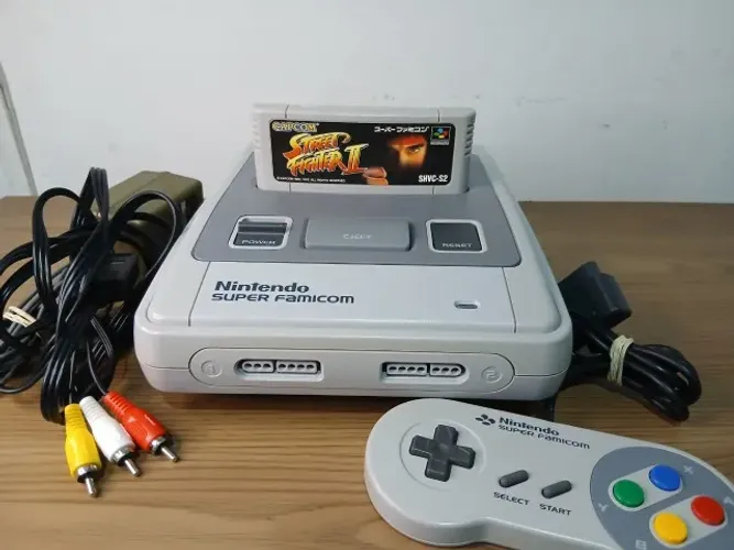 Super Nintendo Famicom + Cartucho Original