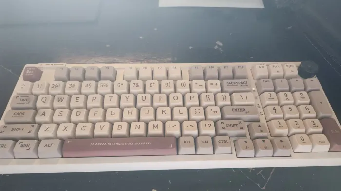 Vendo Teclado gamer Epomaker RT100