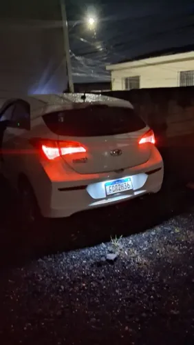 Aluga-se carro