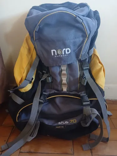 Mochila para trilha Nord Outdoor Stus 70. (70 litros)