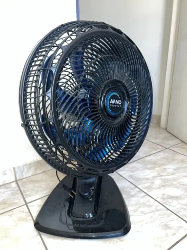 Ventilador de Mesa Arno X-TREME 9 40cm VE90, 160W, 9 Pás, 3 Velocidades, Oscilação 80º, Po