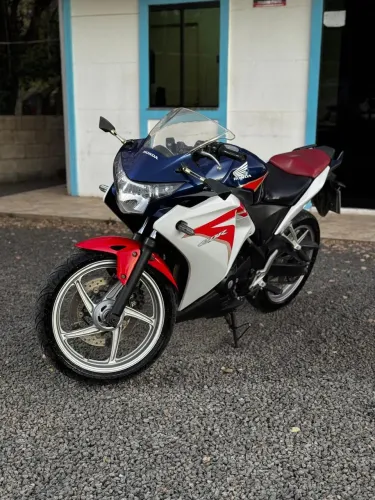 Honda CBR 250R