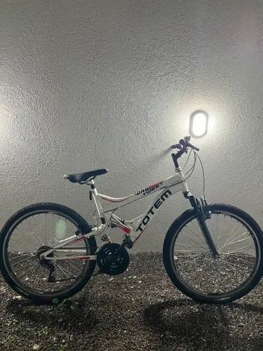 Bicicleta Totem