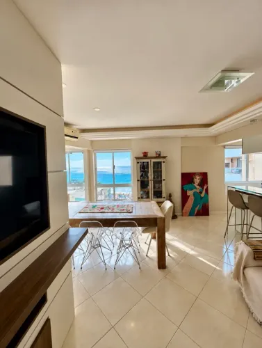 Apartamento Mobiliado Lateral com Vista Mar | Frente-Mar | 2 Vagas