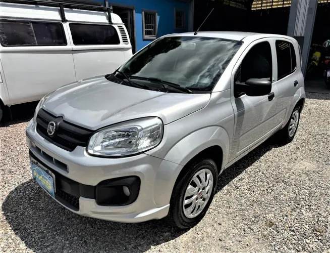 Fiat Uno Attractive 1.0 EVO Fire Flex 8V 5P 2017