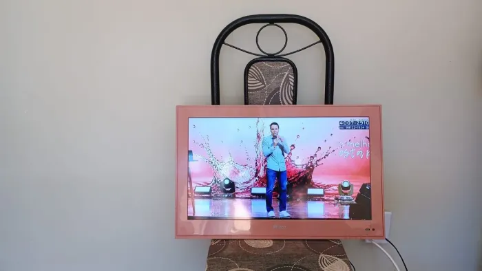 TV Philco Rosa de LED aproximadamente 20 polegadas