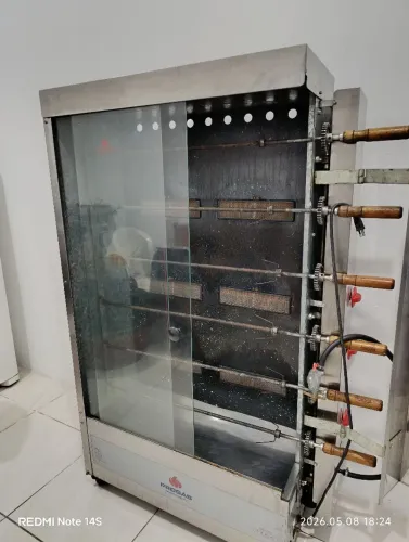 Vendo Máquina de assar frango a gas