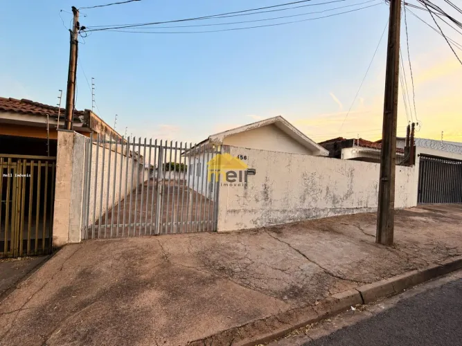 Casa para Venda em Presidente Prudente, Jardim Maracanã, 2 dormitórios, 1 banheiro, 5 vaga