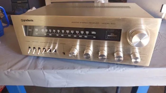 Receiver Gradiente modelo 1300