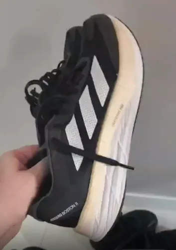 Tênis adidas adizero Boston 11