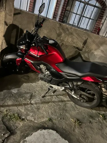 Vendo moto 
