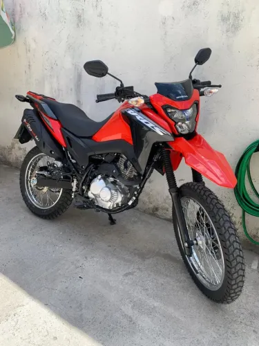 Único dono so roda de casa para o trabalho so quem roda é uma mulher