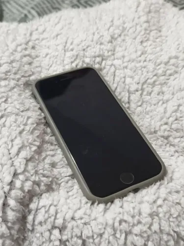 iPhone 8 funcionando perfeitamente capacidade 99%?