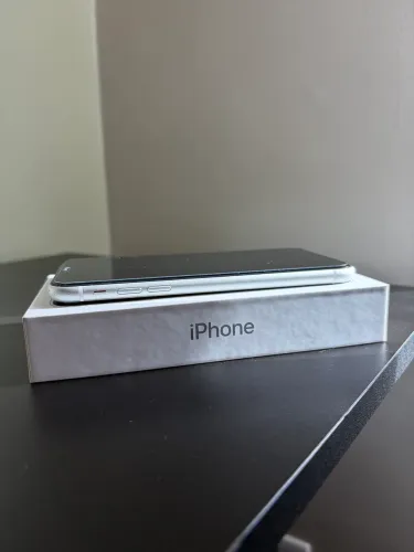 iPhone XR 128gb