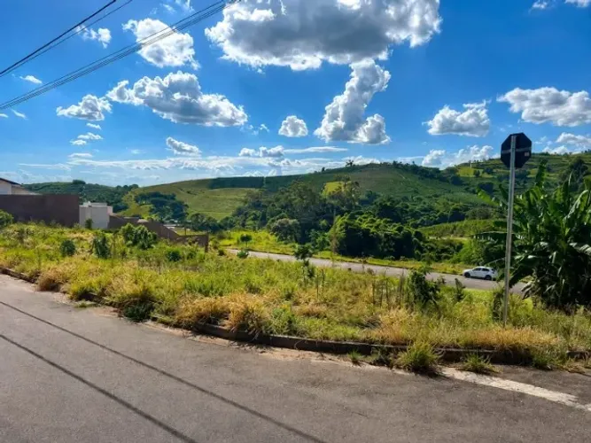 Terreno de esquina 200m² em Andradas-MG