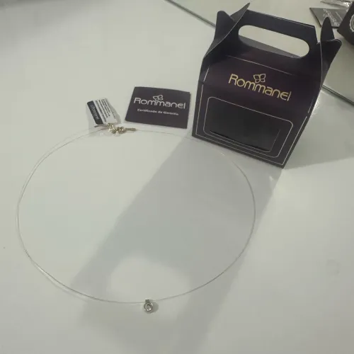 Vendo colar Romanel em fio de nylon ponto de luz 45cm (NOVO)
