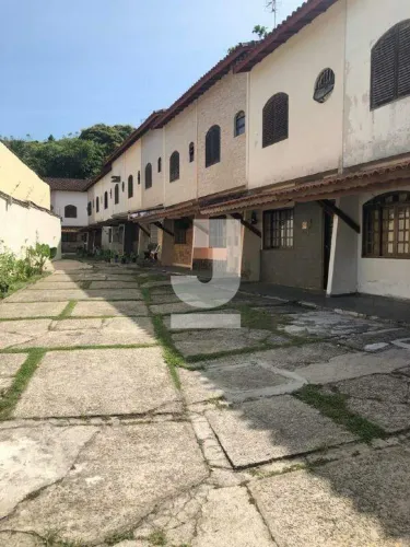 Casa em Condomínio à Venda - Martim de Sá, Caraguatatuba - 100m2 - Condomínio Village Cala