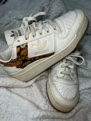 TÊNIS ADIDAS FORUM LOW OFF WHITE