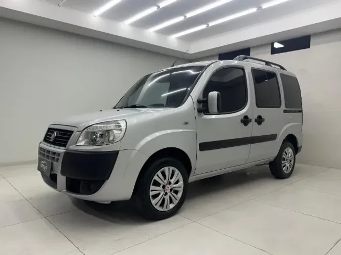 Fiat Doblo Essence 1.8 Flex 16V 5P 2015