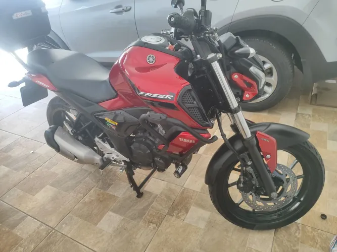 Fz15 2023 bem cuidada