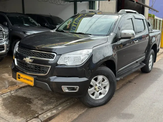 Chevrolet S10 Pick-up LT 2.8 TDI 4X2 CD Diesel AUT 2013