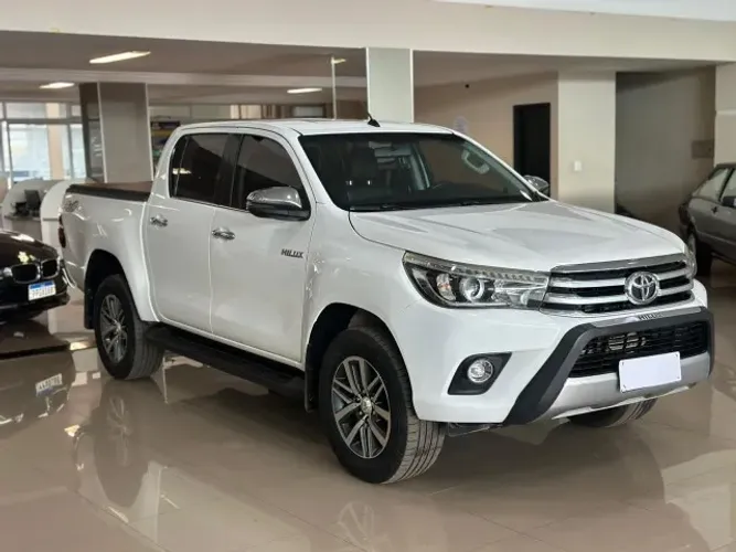 Toyota Hilux CD SRX 4X4 2.8 TDI 16V Diesel Aut. 2018