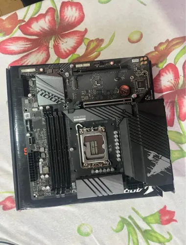Vendo placa mãe b760m ddr5