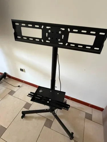 Suporte Pedestal Para Tv 16'' A 60'' Com Rodinhas