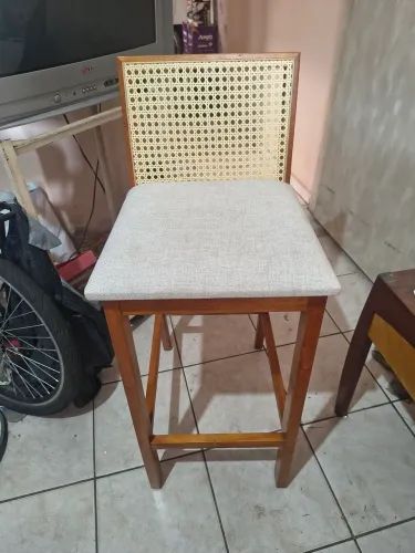 Conjunto 4 Banquetas Altas em Madeira com Encosto de Palhinha - Estilo Boho / Moderno