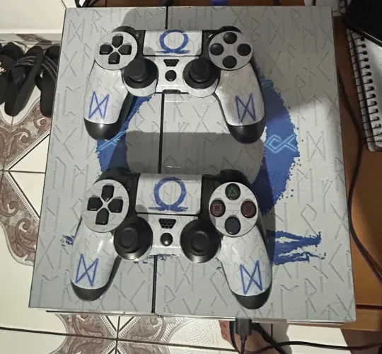 Playstation 4 FAT completo