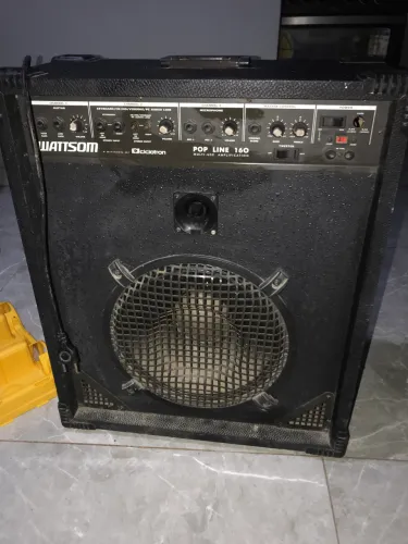 Caixa amplificada
