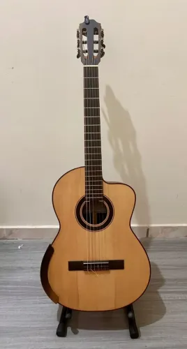Vendo ótimo violão de Luthier 