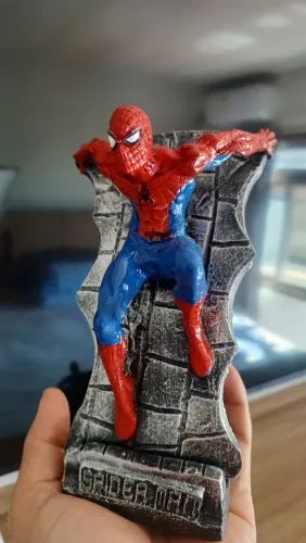 Kit de Estátua Homem-Aranha Decorativa - Colecionável Marvel
