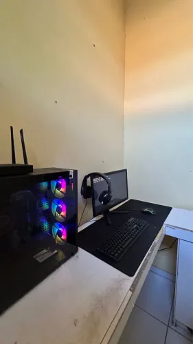 Pc game em ótimo estado
