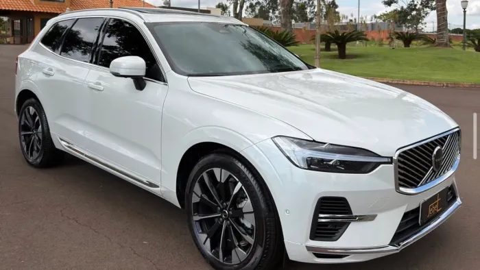 Volvo XC-60 T-8 Ultra 2.0 AWD (híbrido) 2026