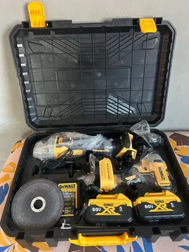 Kit DeWalt Lixadeira e chave impacto novo