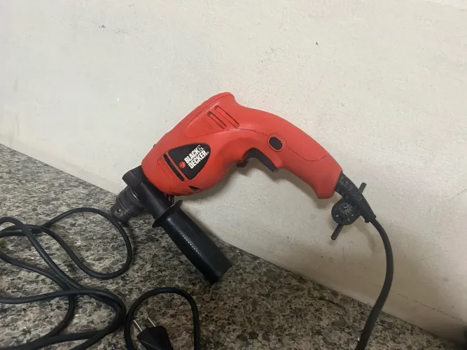 Furadeira Impacto Black&Decher 500W