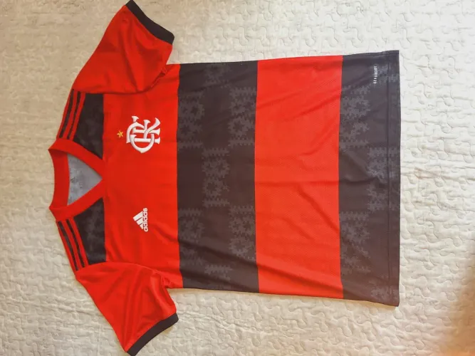 Camisa Flamengo M : Modelo | - 21/22 oficial