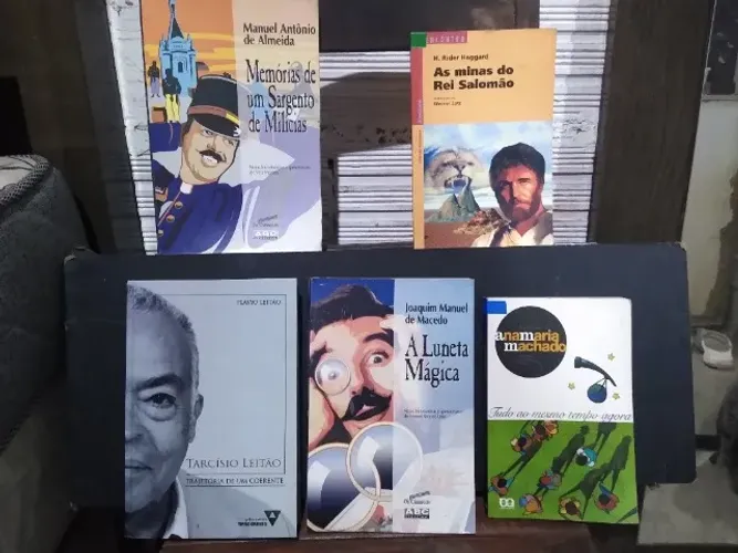 livros diversos todos por 20 reais