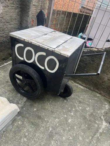 Carrinho de coco para praia