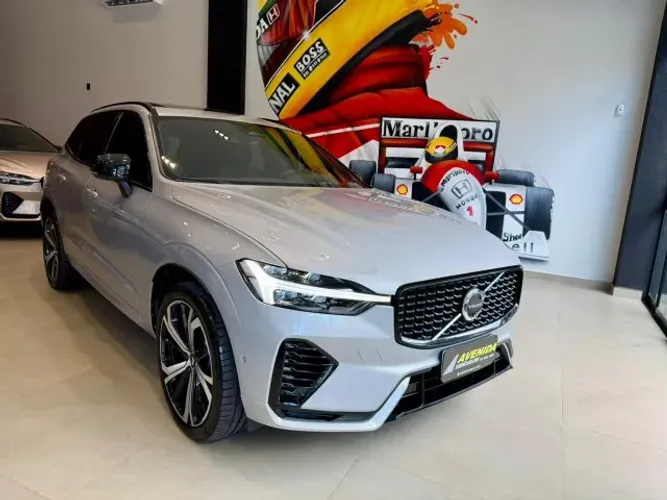 Volvo XC-60 T-8 Ultim.dark 2.0 AWD (híbrido) 2024