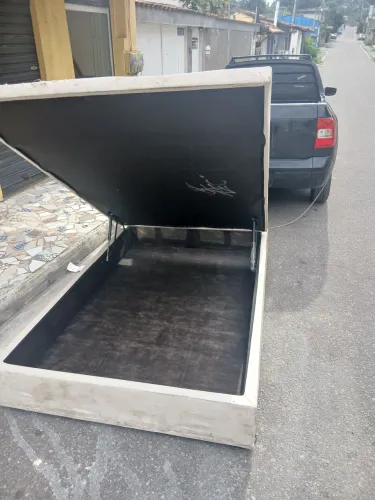 Bau usado casal 350 reias entrego aceito cartão