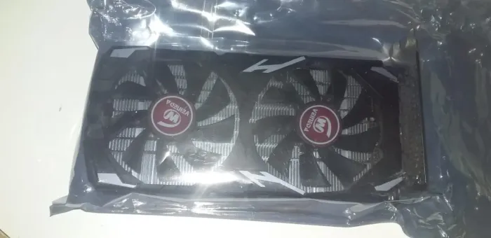 Placa de vídeo RX590