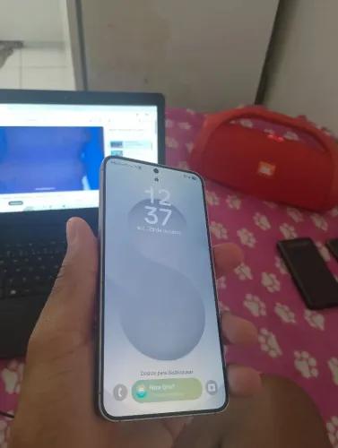 Samsung S25 semi-novo 